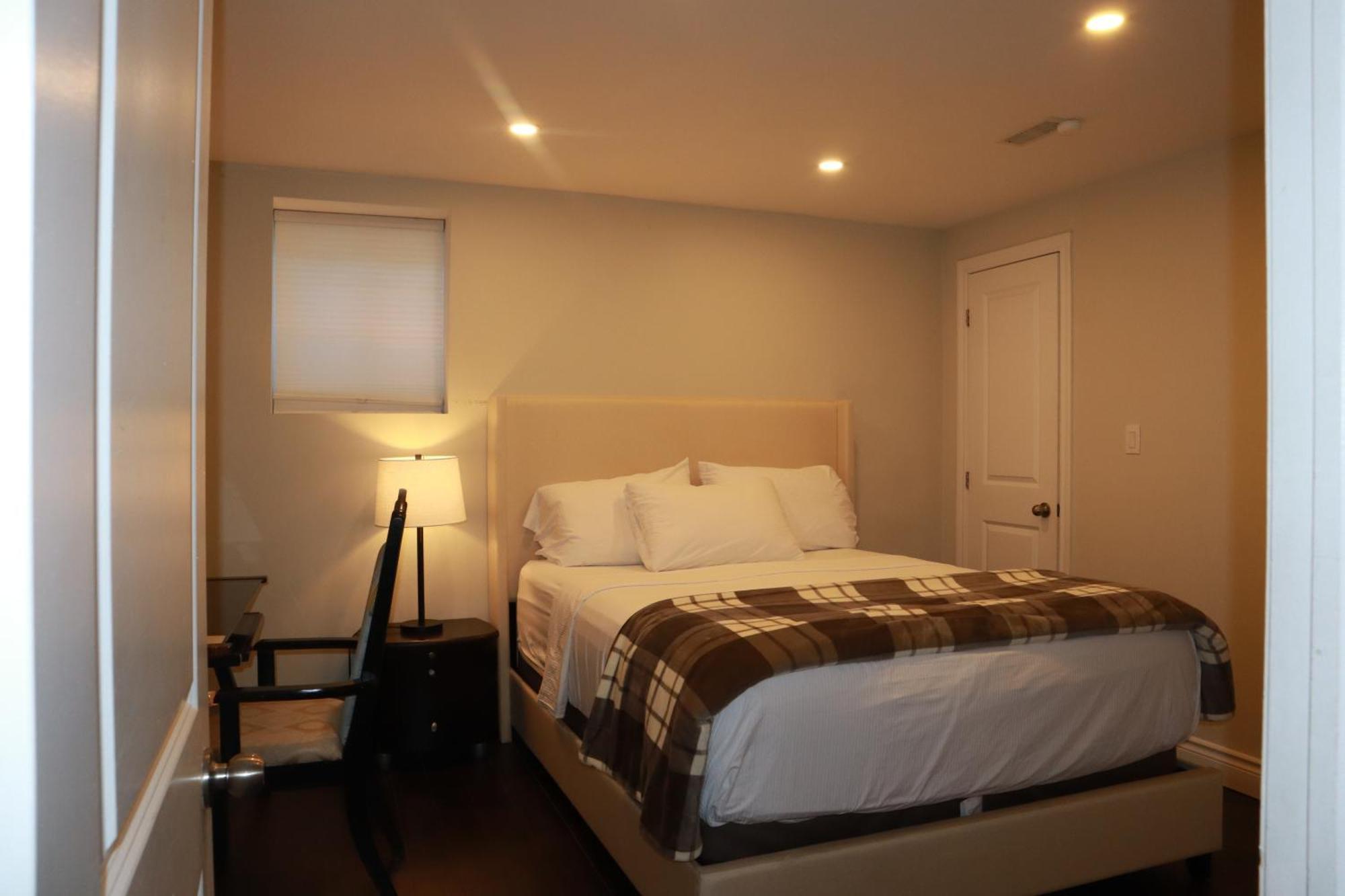 Stunning Furnished 2Bedroom/2Washroom Apartment Brampton Exterior photo
