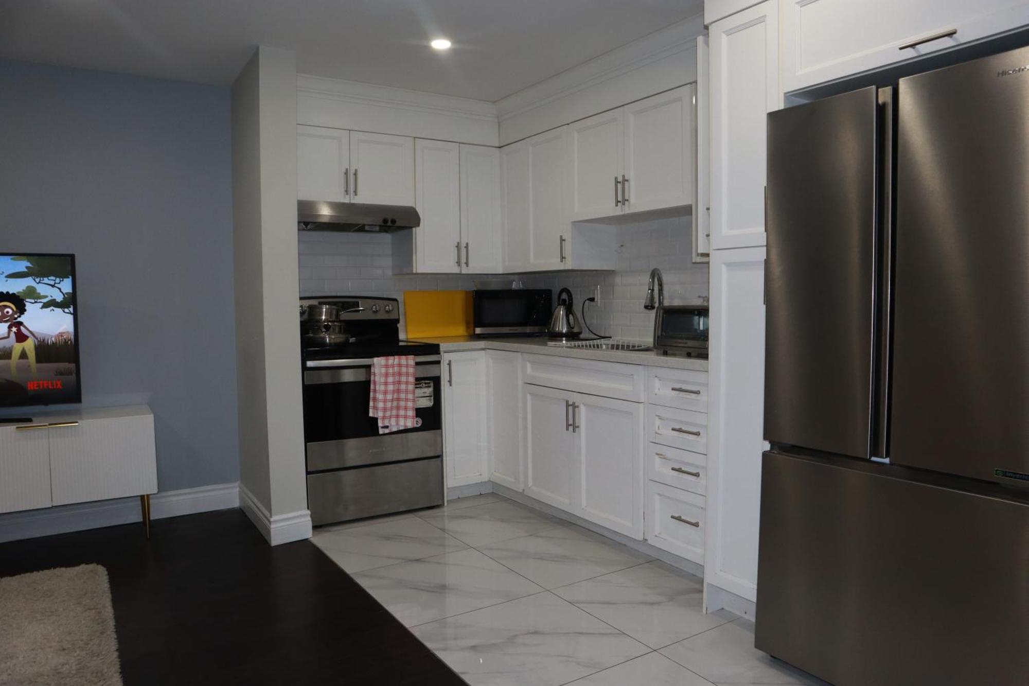 Stunning Furnished 2Bedroom/2Washroom Apartment Brampton Exterior photo